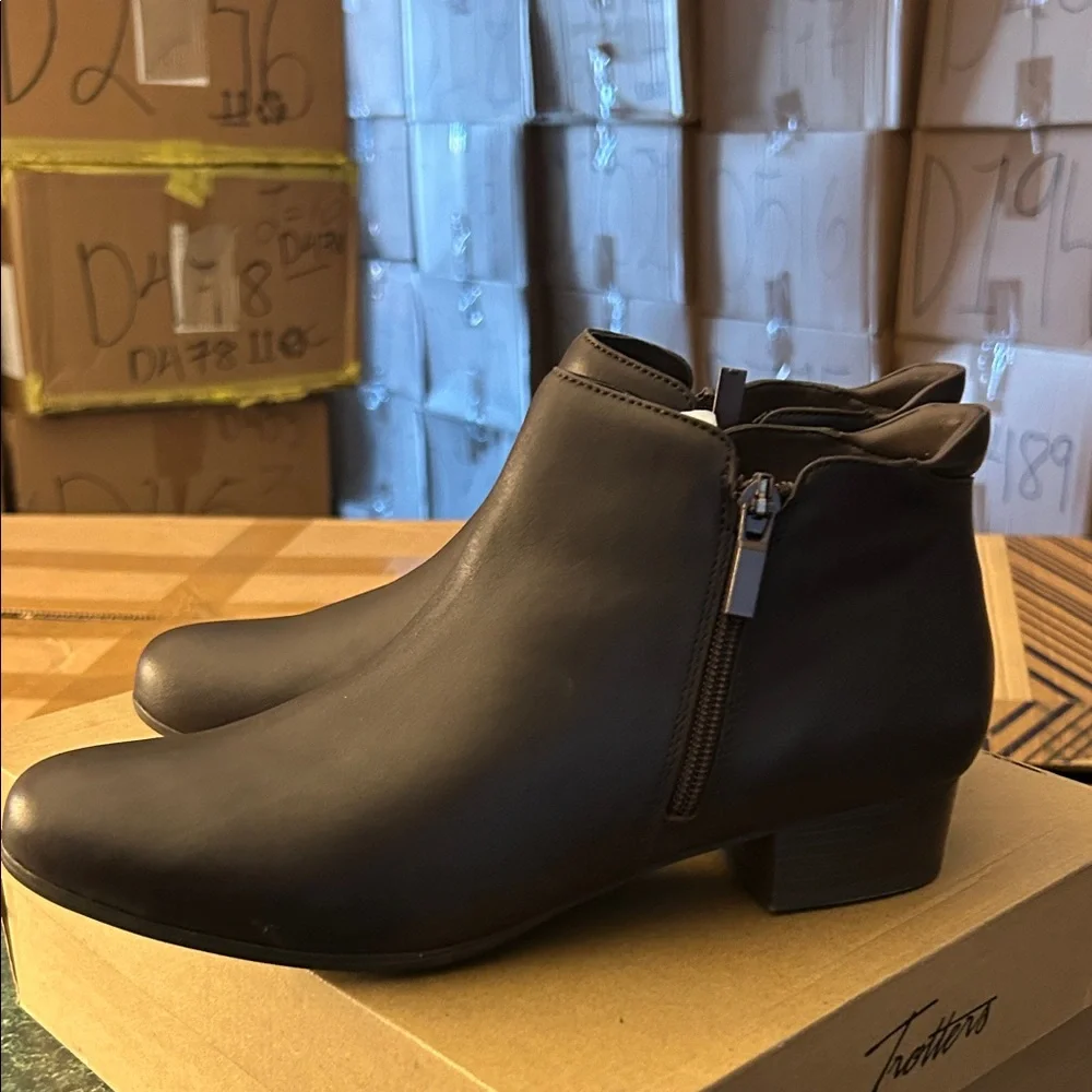 Trotters Dark Brown Ankle Boots